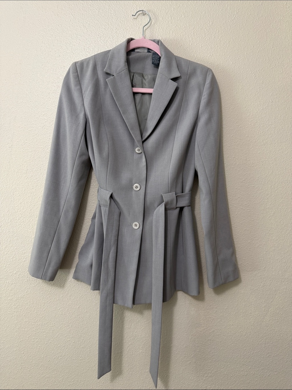 Hillard & Hanson Light Gray Tailored Belted Blazer